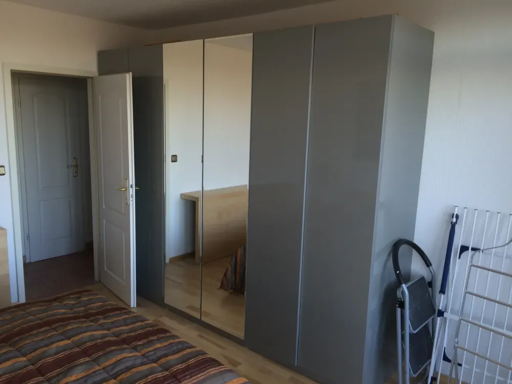 High Up in Bogenhausen: 3-Room Apartment with Balcony