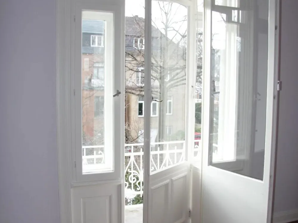 7-Zimmer-Altbau in Winterhude: Nur als Wohnbüro bzw. -praxis bzw. -atelier. Wohgemeinschaft möglich.