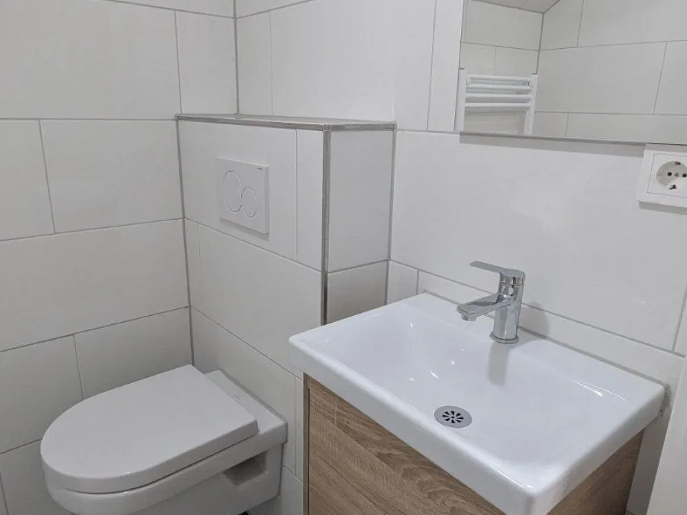 Stilvolle Dachgeschoss-Wohnung mit Garten, zentrale Lage, Harburg