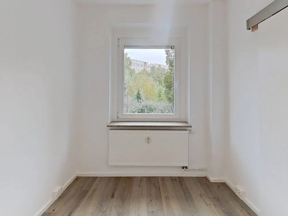 Modern 3-Room Apartment with Balcony in Rostock