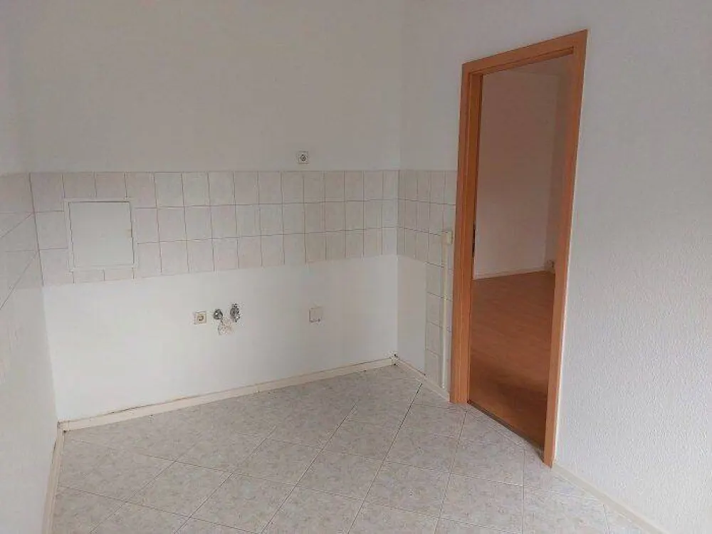 3 Raumwohnung im Balkon in der Hochparterre