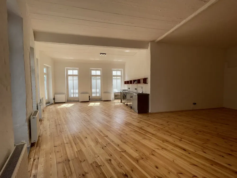 Live & Work - Unique, Quiet Loft in Historic Workshop Building in Eimsbüttel