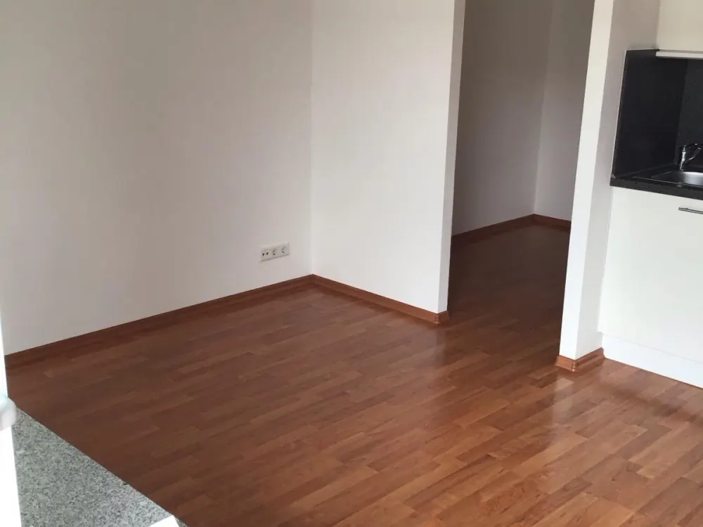 1,5-Zimmer- Wohnung mit Balkon und EBK