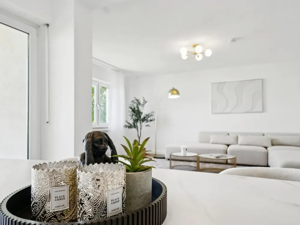 „Einziehen & wohlfühlen, hochwertig möblierte Wohnung mit Full-Service-Komfort“