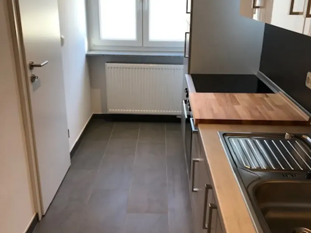 Nach Sanierung: exklusive 1-Zimmer-Wohnung mit EBK in Frankfurt am Main