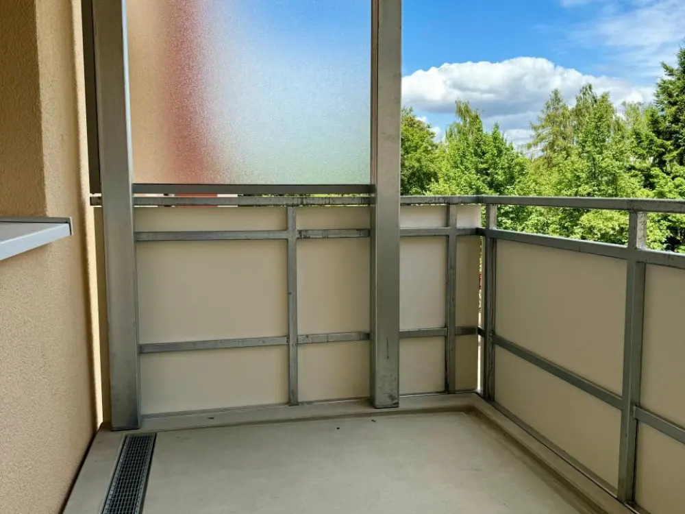 sanierte 2-Raumwohnung mit Balkon im Herzen von Coswig