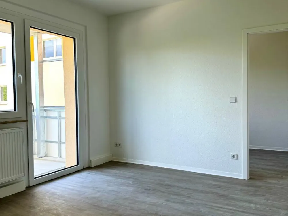 sanierte 2-Raumwohnung mit Balkon im Herzen von Coswig