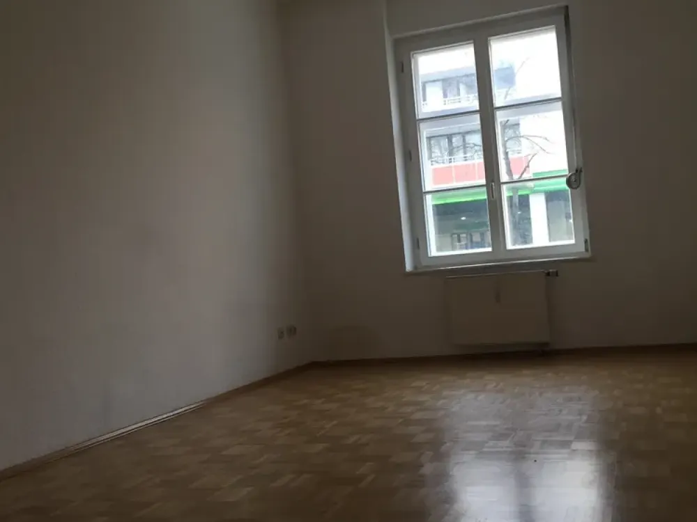 WG taugliche 2,5-Zimmer-Wohnung - unbefristeter Vertrag