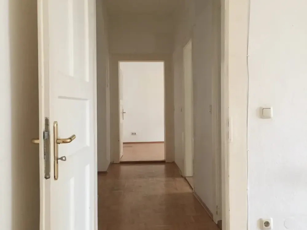 WG taugliche 2,5-Zimmer-Wohnung - unbefristeter Vertrag
