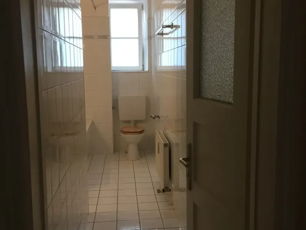 WG taugliche 2,5-Zimmer-Wohnung - unbefristeter Vertrag