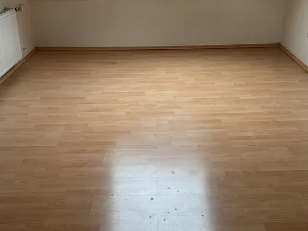 Charmante 2-3-Zimmer Dachgeschosswohnung in Düsseldorf Flingern Nord