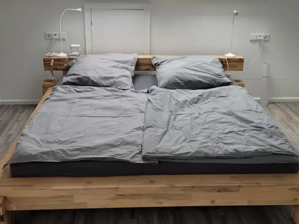 Moderne, möblierte Zweizimmerwohnung zu vermieten