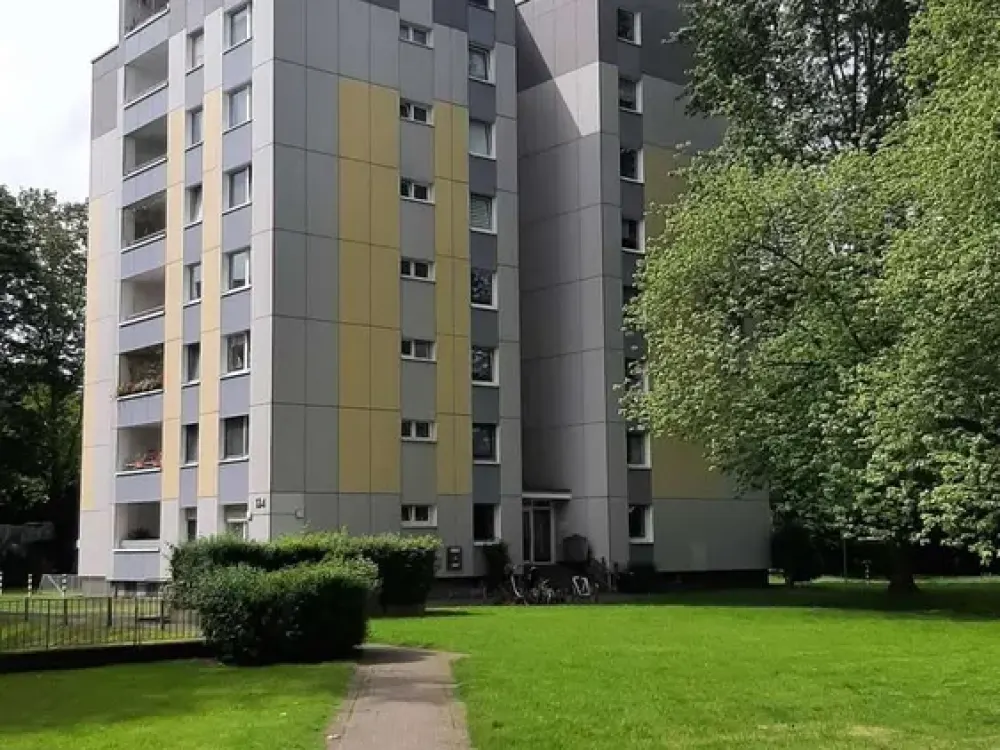 Remscheider Straße 134, hübsche 3 ZKB Wohnung im 3. OG