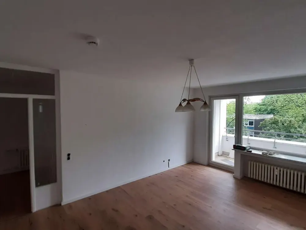 Remscheider Straße 134, hübsche 3 ZKB Wohnung im 3. OG