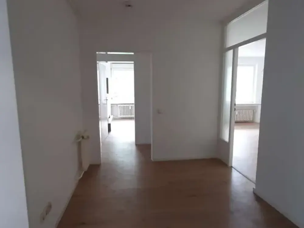 Remscheider Straße 134, hübsche 3 ZKB Wohnung im 3. OG