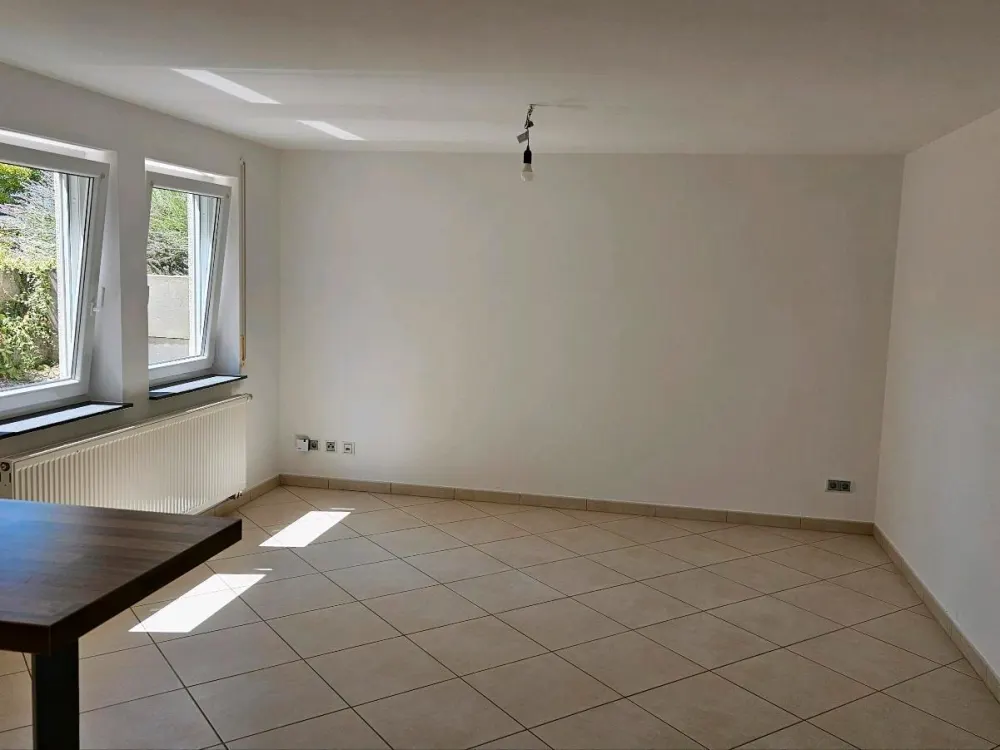 Helle Souterrainwohnung in Filderstadt