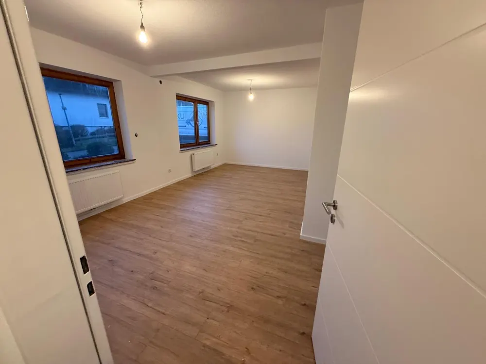65qm modernisierte 2-Zi. Wohnung | 1100€ alles außer Strom