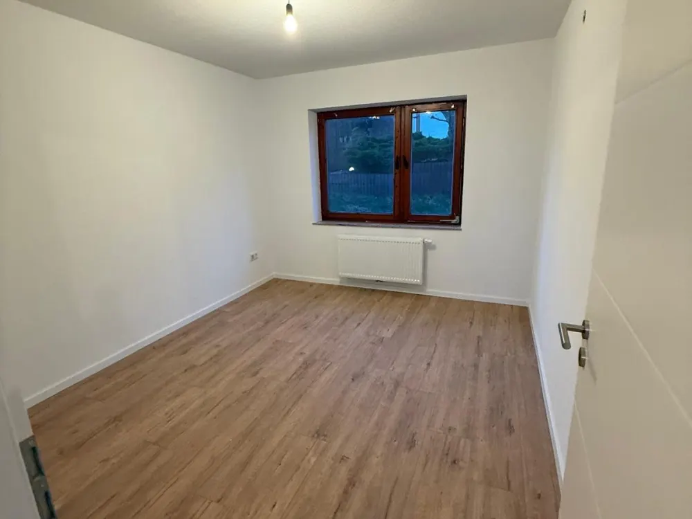 65qm modernisierte 2-Zi. Wohnung | 1100€ alles außer Strom