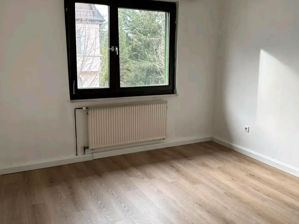 3 Zimmer Wohnung in Nähe Porsche Zuffenhausen