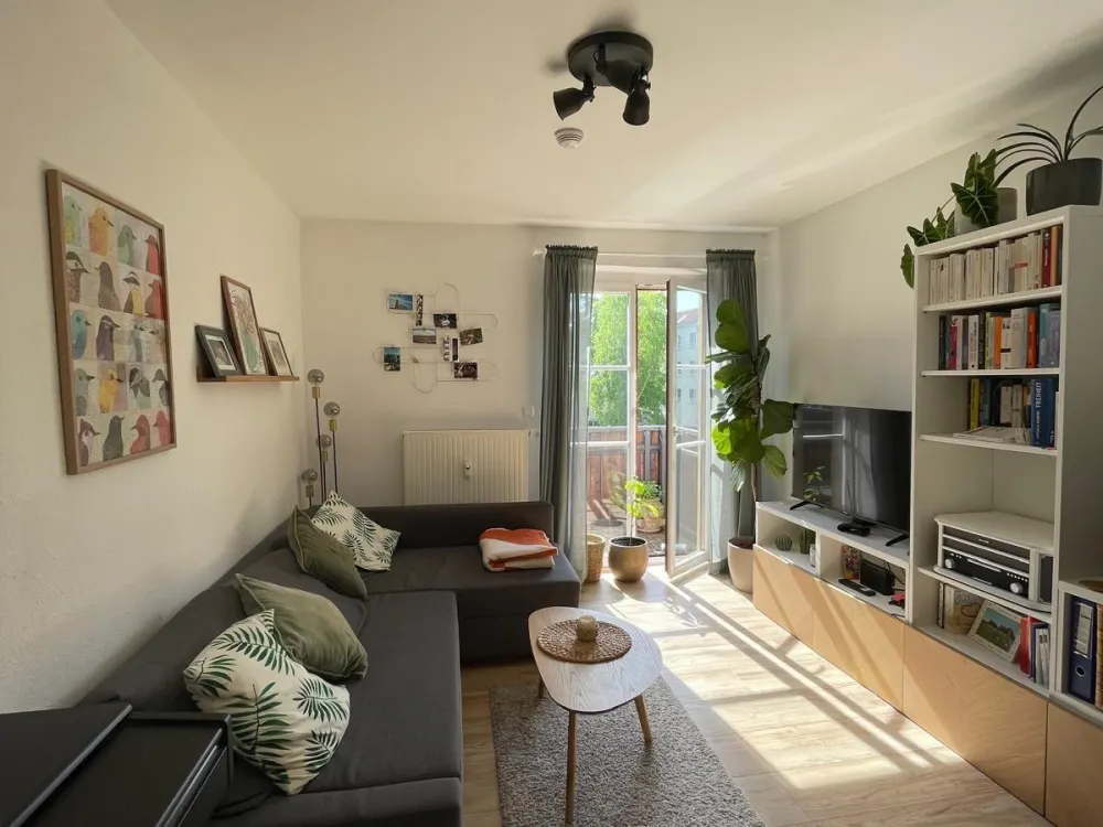 Nachmieter gesucht - Helle 2 Raum Wohnung mit Balkon nahe Auwald