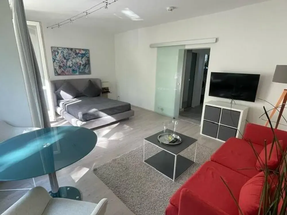 Stilvolle 1-Zimmer-Wohnung mit gehobener Innenausstattung mit Einbauküche in Berlin Wilmersdorf