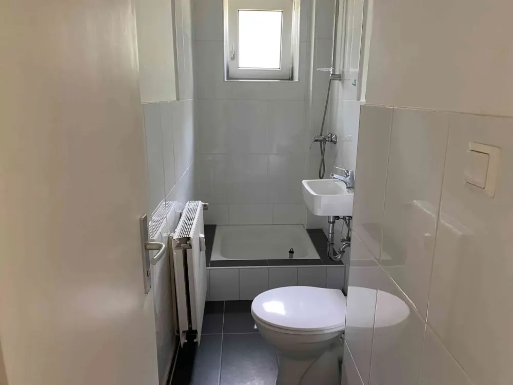 Helle 2-Zimmer-Wohnung mit Balkon