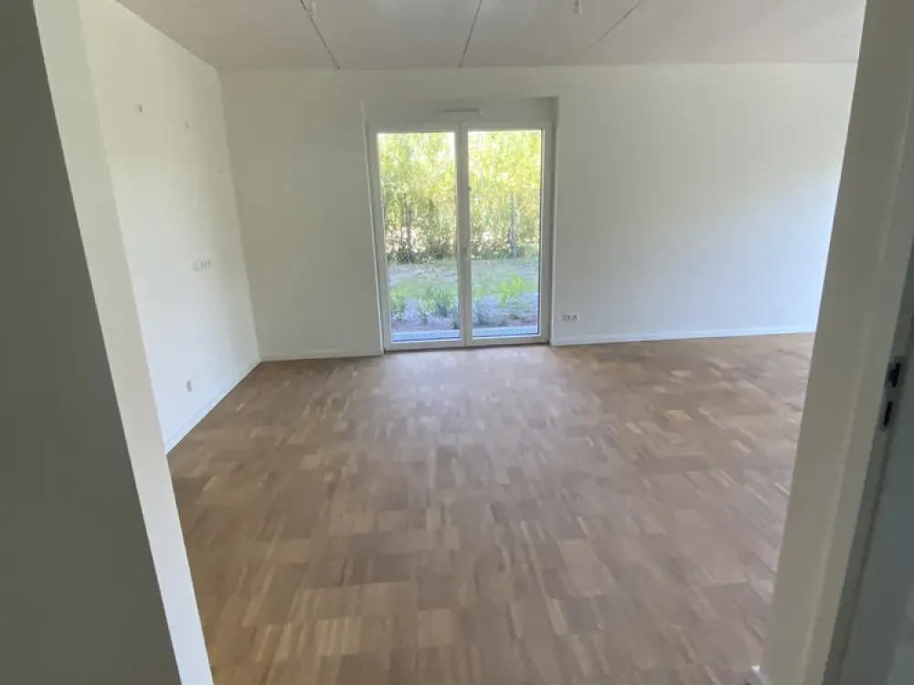 Newly Built First Occupancy: 2-Room Apartment