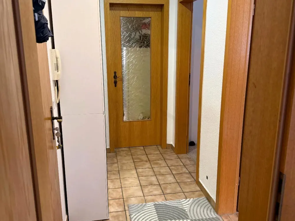 Mietwohnung 2zimmer+Küche und bad und keller