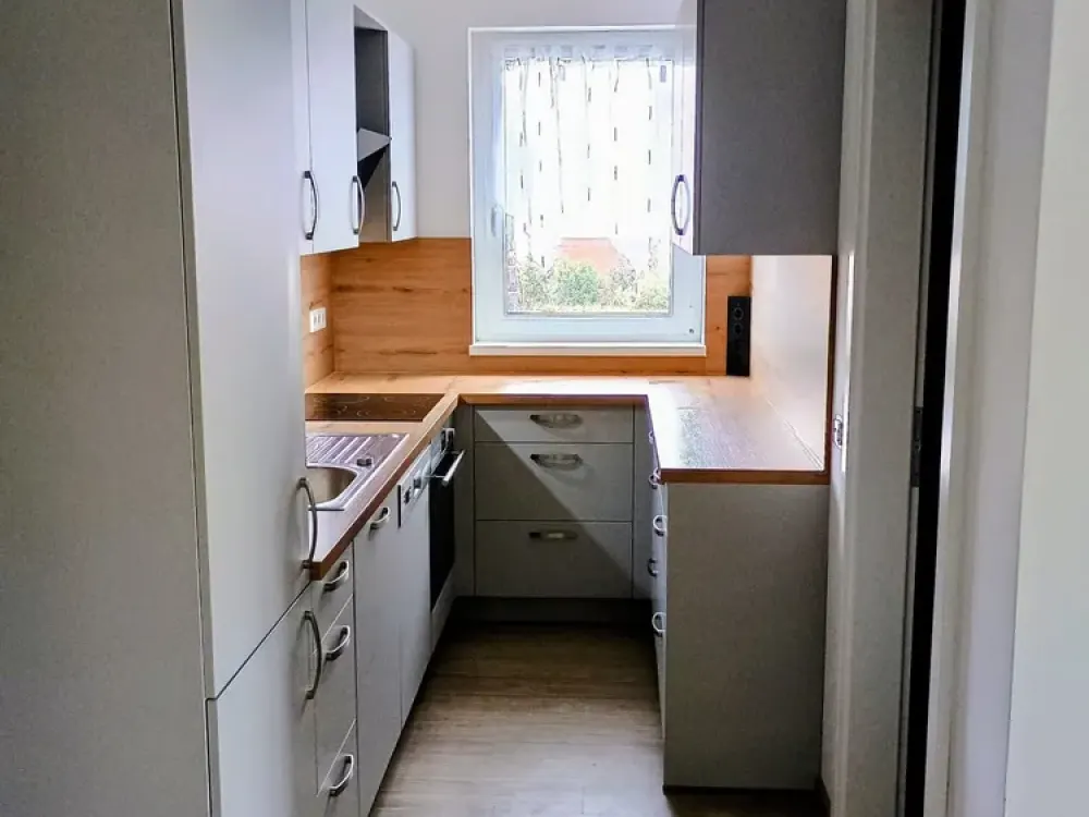 Helle 2-Zimmer-Wohnung im Erdgeschoss mit Terrasse in Seelze OT Dedensen