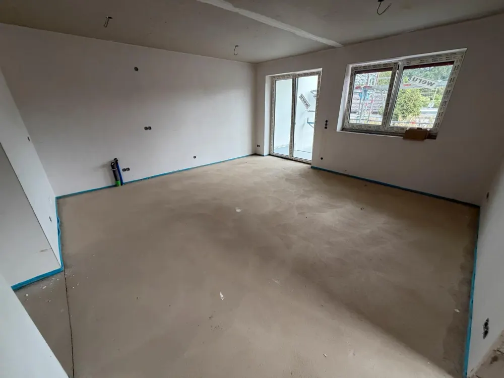 Newly Built First Occupancy: 3-Room Apartment with Balcony