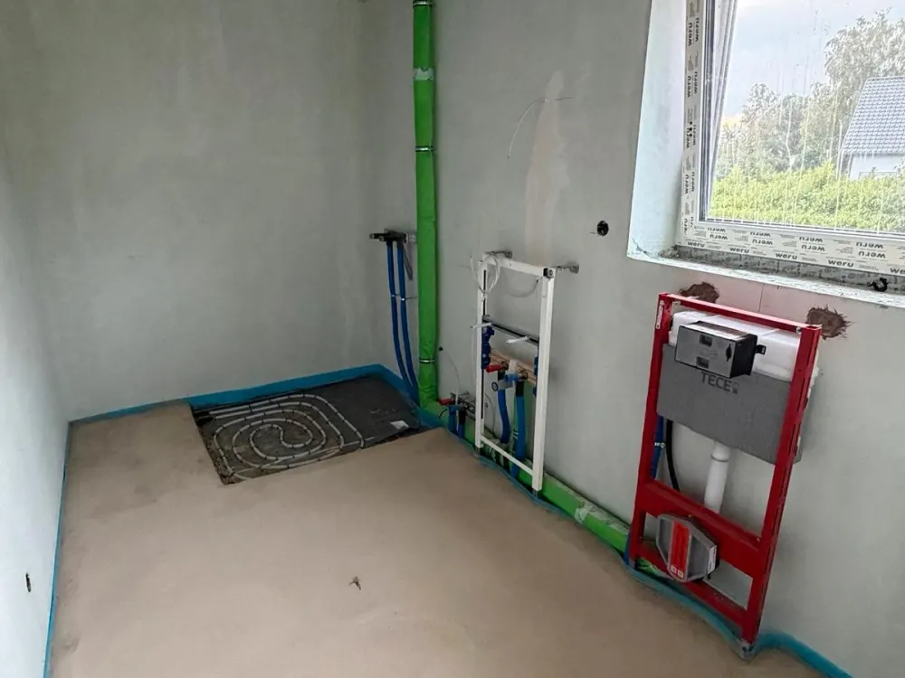 Newly Built First Occupancy: 3-Room Apartment with Balcony