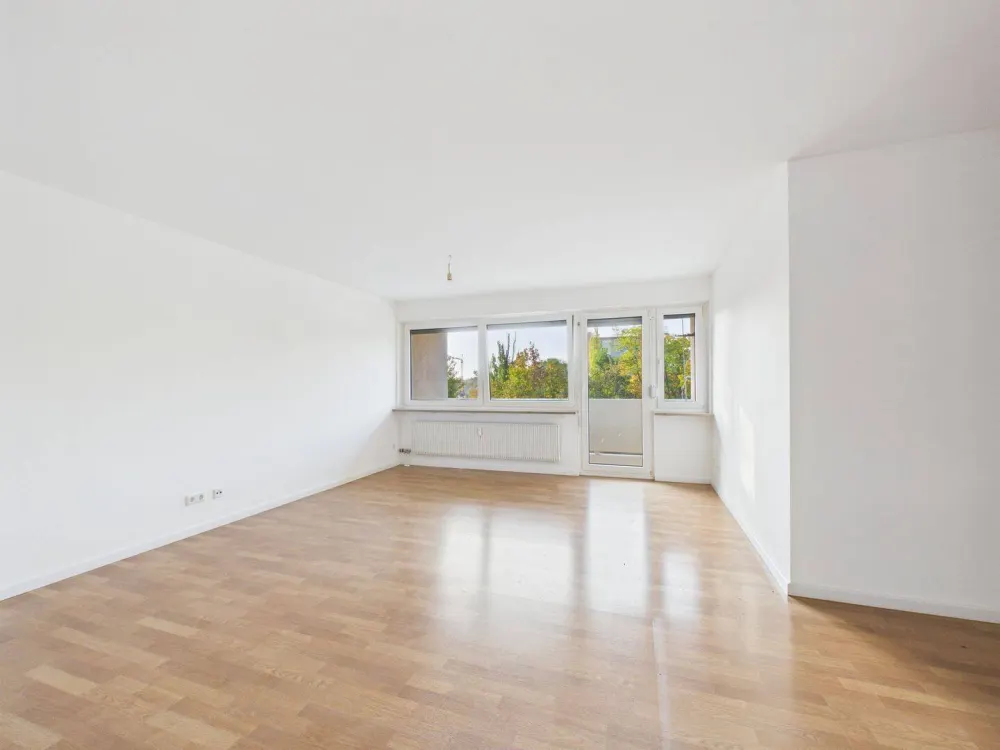 Move In & Feel Good - Renovated 2-Room Apartment in Nürnberg-Neuröthenbach!