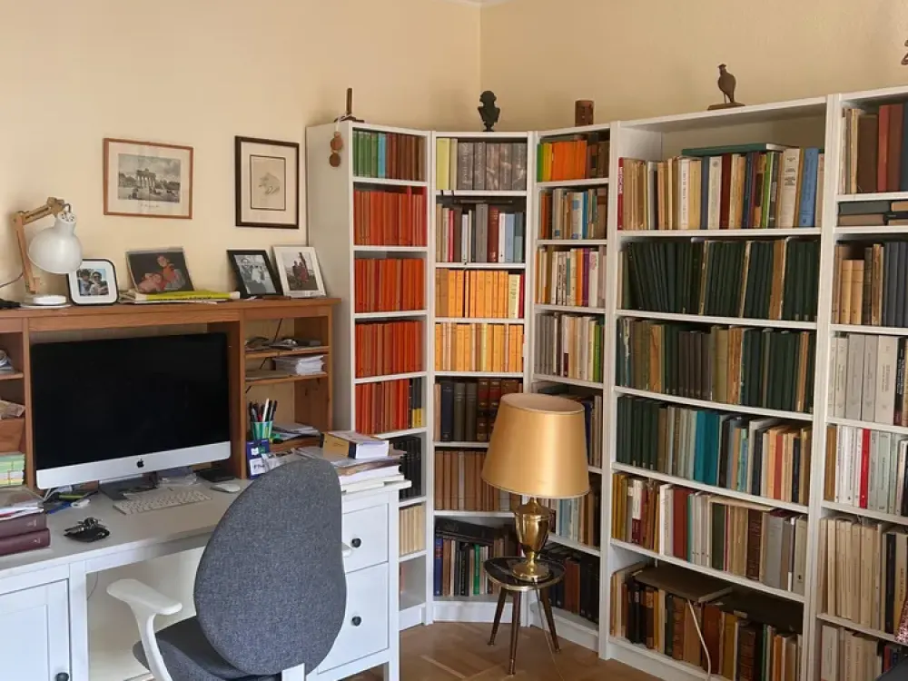 Wohnen mit Charakter: 2-Zimmer-Wohnung in Berlin-Lankwitz (Komponistenviertel)