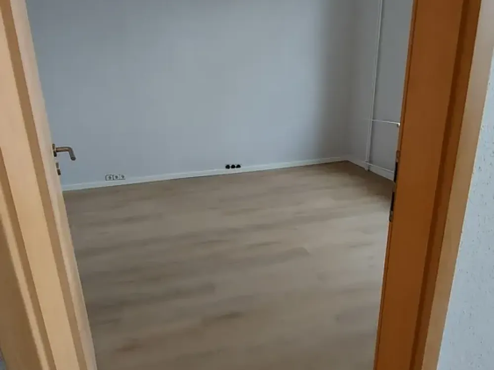 2-ROOM Apartment Near Rhein Wanheim-Angerhausen