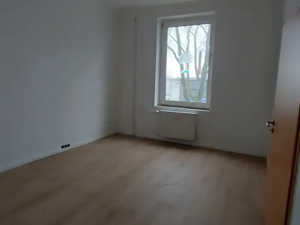 2-ROOM Apartment Near Rhein Wanheim-Angerhausen
