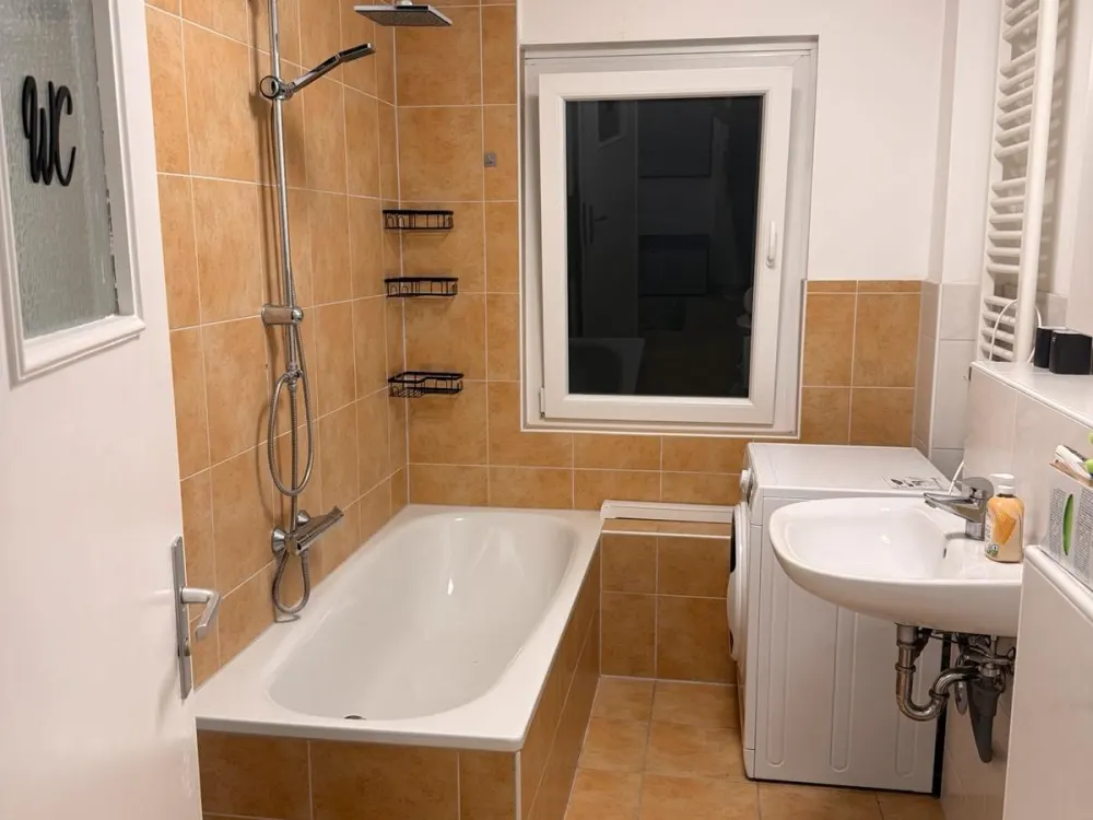 möblierte 2-Zimmer-Wohnung, ideal für Singles
