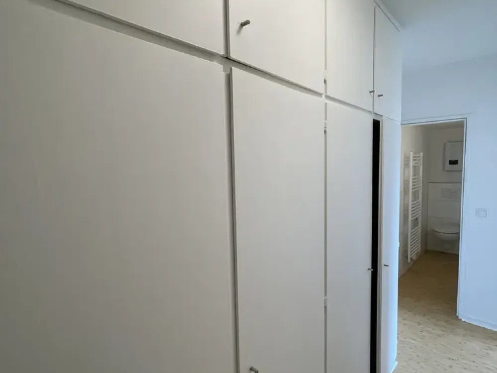 helle u.ruhige 1-Zimmer-Wohnung für Erstbezug nach Komplett-Sanierung in Meerbusch, provisionsfrei