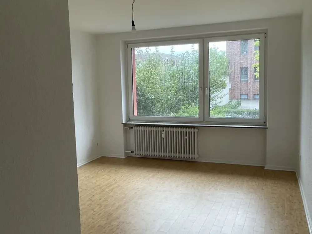 helle u.ruhige 1-Zimmer-Wohnung für Erstbezug nach Komplett-Sanierung in Meerbusch, provisionsfrei