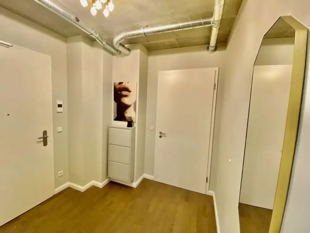modern-möbliertes Apartment mitten in Berlin