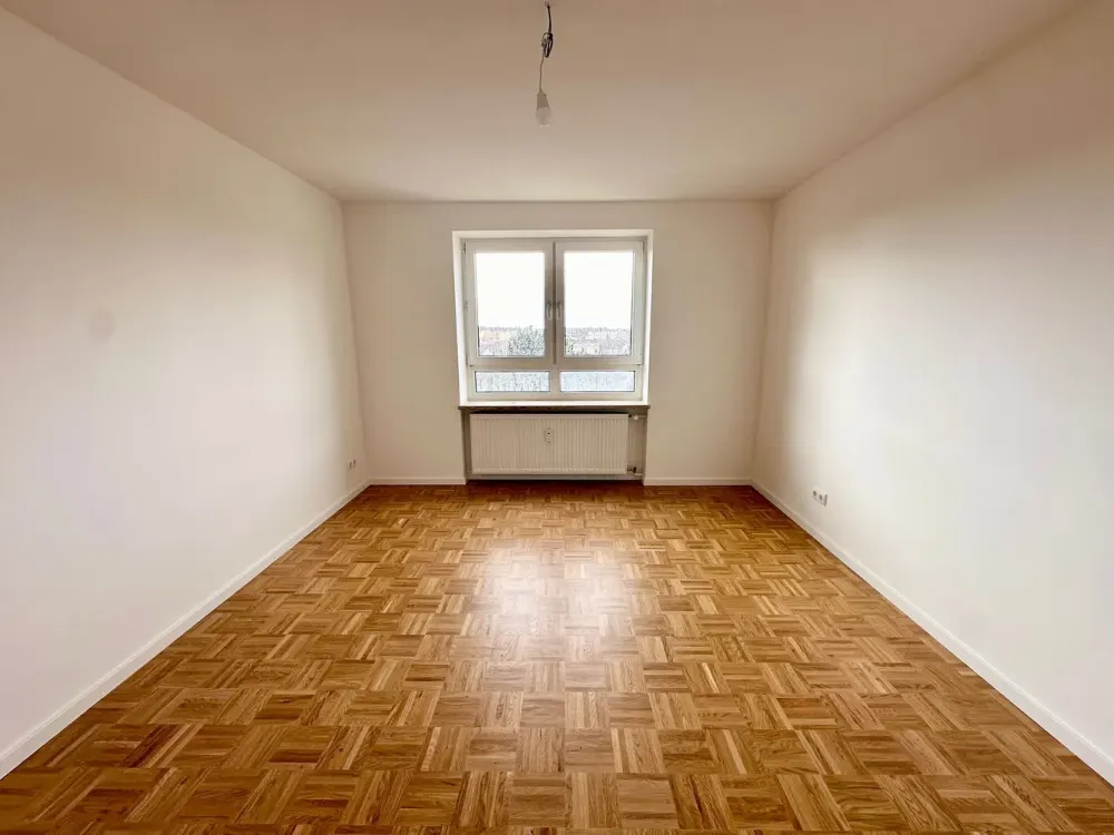 Bright 2.5-Room Apartment with Balcony in Nürnberg