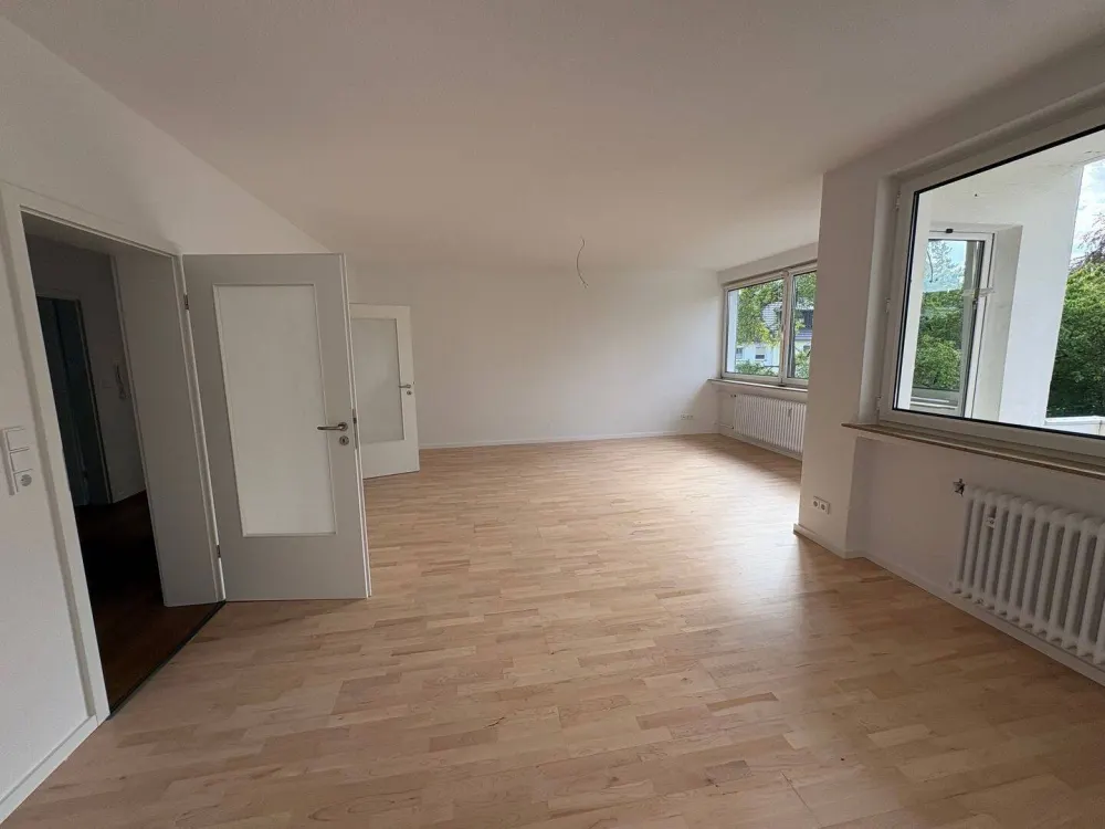 Frisch sanierte 3 Zimmer-Wohnung ab sofort zu vermieten