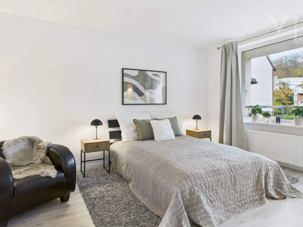 URBAN & COZY! Möblierte 2-Zimmer-Wohnung mit Einbauküche und Loggia