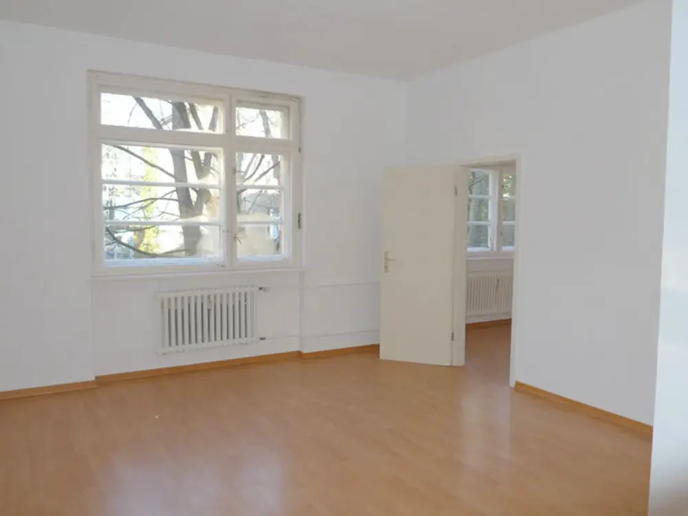 Drakestraße, nahe S-Bahn Lichterfelde-West - gute, zentrale Wohnlage, KEIN Balkon - 3 Zimmer