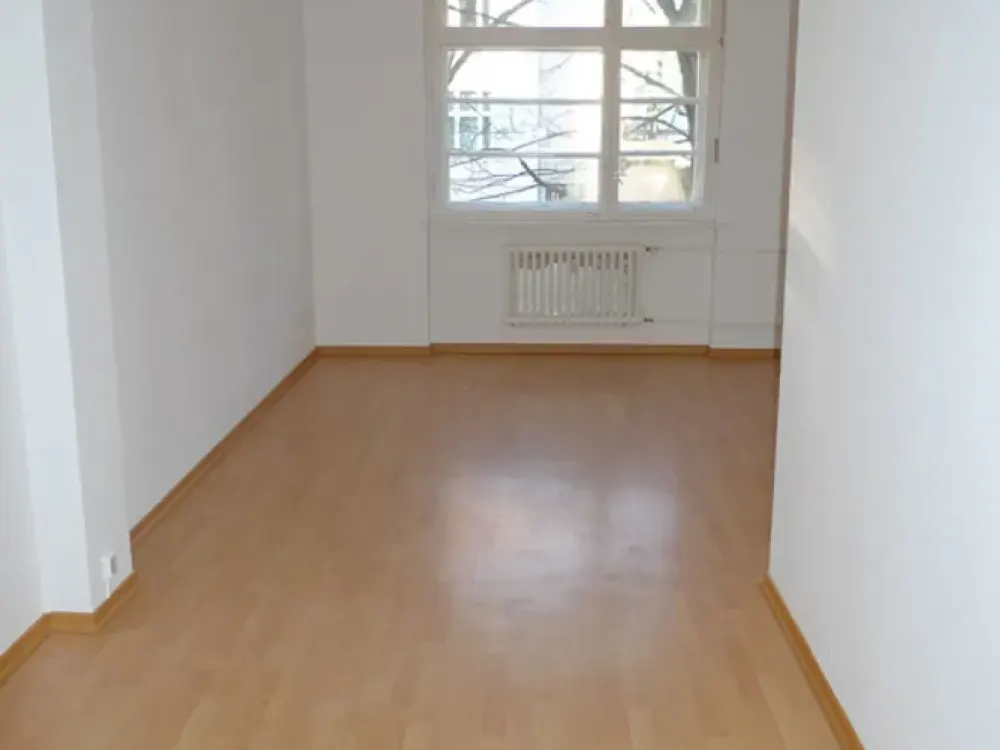 Drakestraße, nahe S-Bahn Lichterfelde-West - gute, zentrale Wohnlage, KEIN Balkon - 3 Zimmer