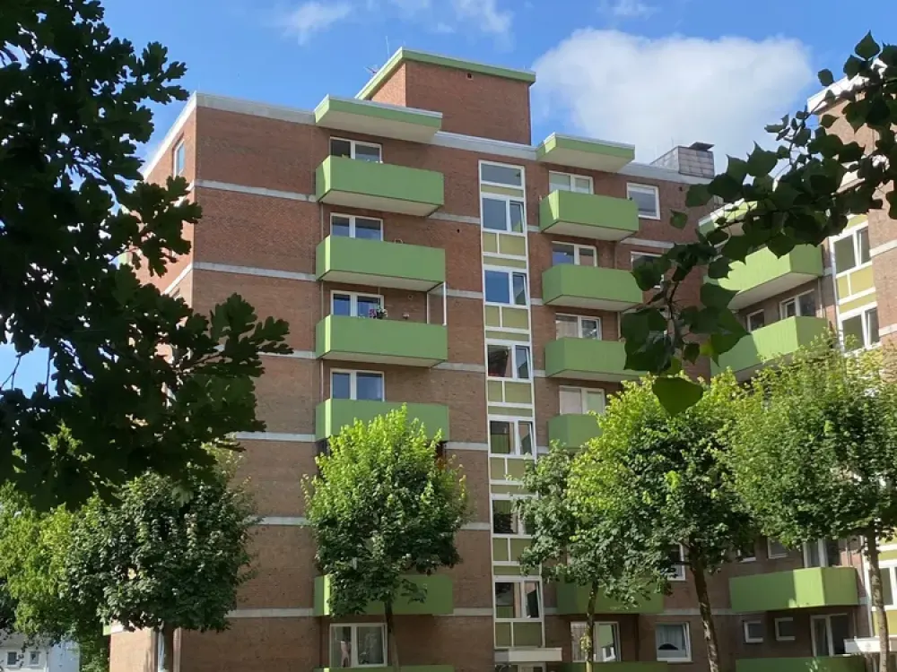 3-Room Apartment, 82 m² plus Parking Space