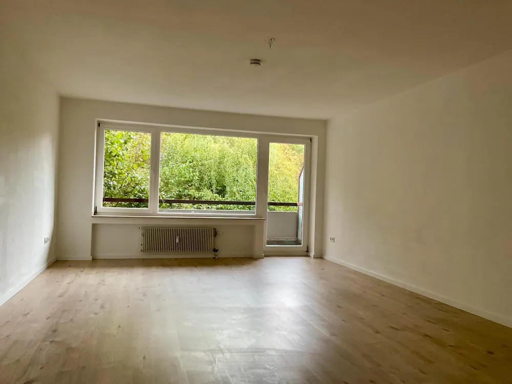 Schöne 2-Zimmer Wohnung mit Balkon