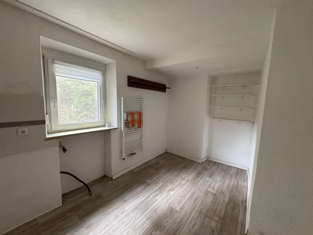 2 Zimmer Wohnung Als WG oder Kleine Familie zum Vermieten