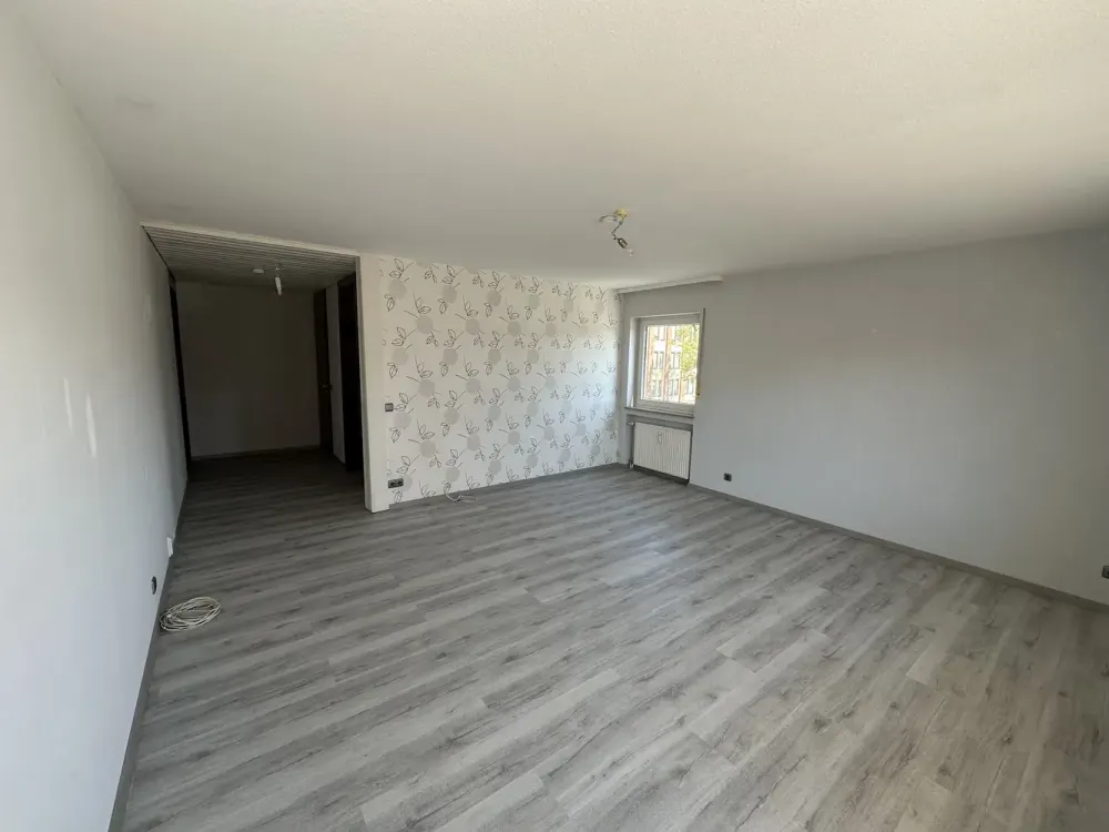 Zuhause mit 3 Zimmern und Balkon in Nürnberg