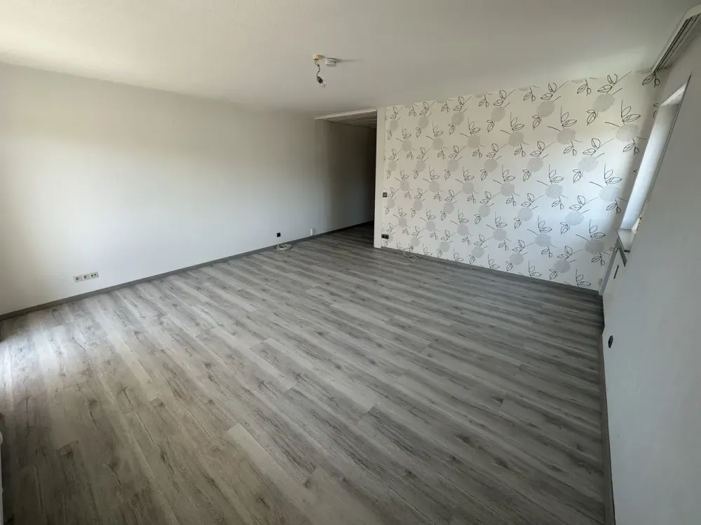 Zuhause mit 3 Zimmern und Balkon in Nürnberg
