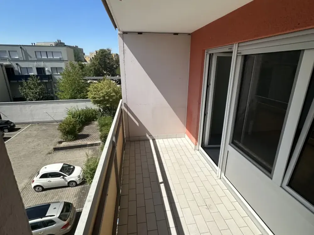 Zuhause mit 3 Zimmern und Balkon in Nürnberg